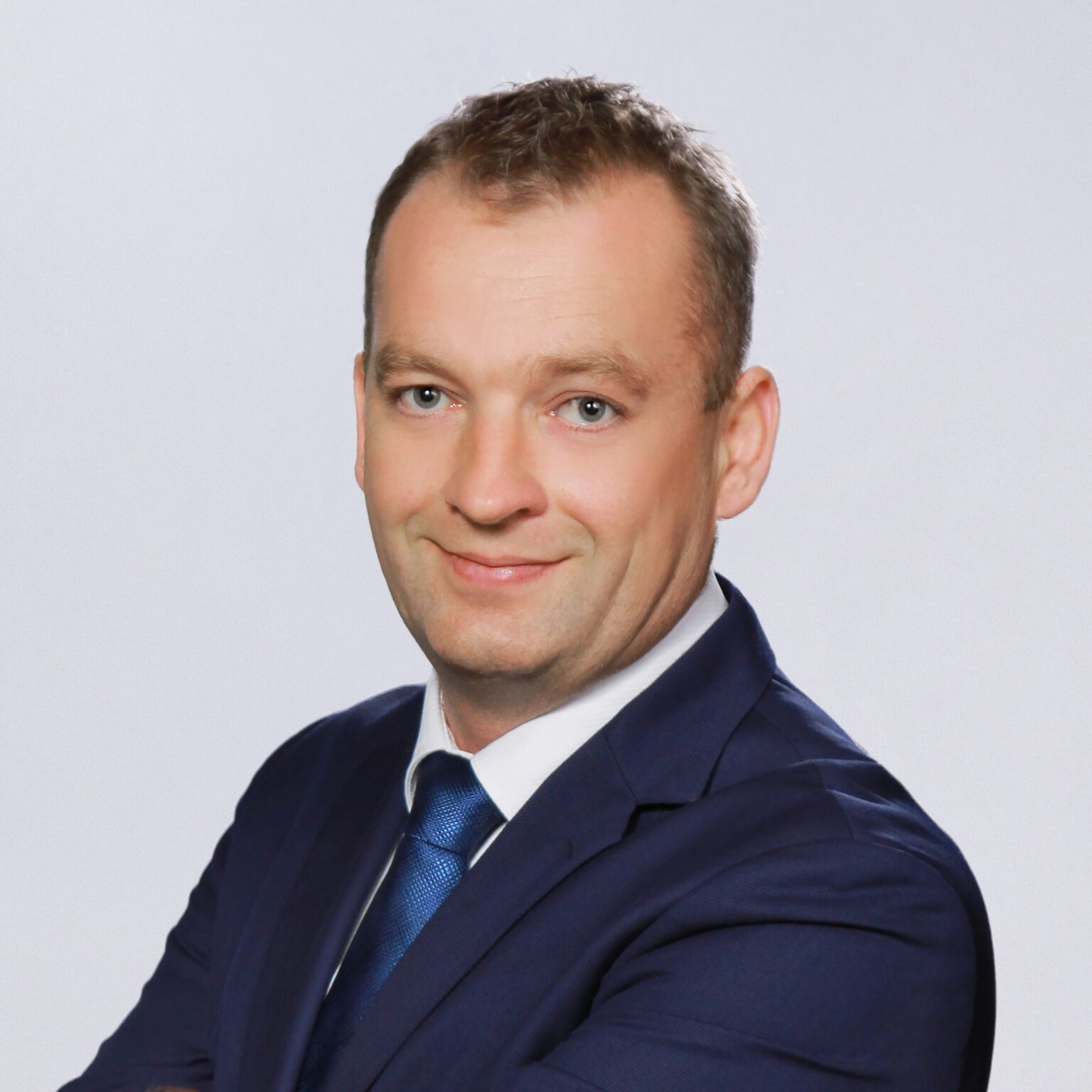 sisk-siechnicka-inwestycyjna-spolka-komunalna-o-nas-piotr-gądziński