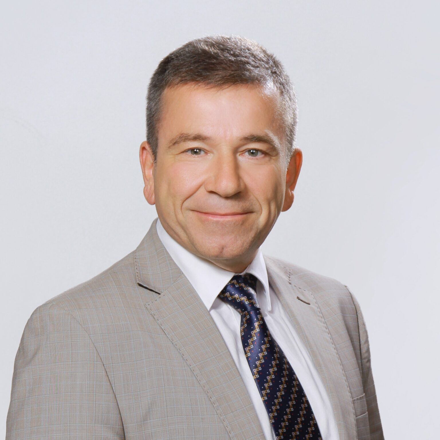 sisk-siechnicka-inwestycyjna-spolka-komunalna-o-nas-wit-bensari